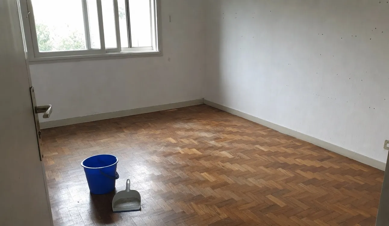 Geräumter Vierkanthof, besenrein zur Übergabe