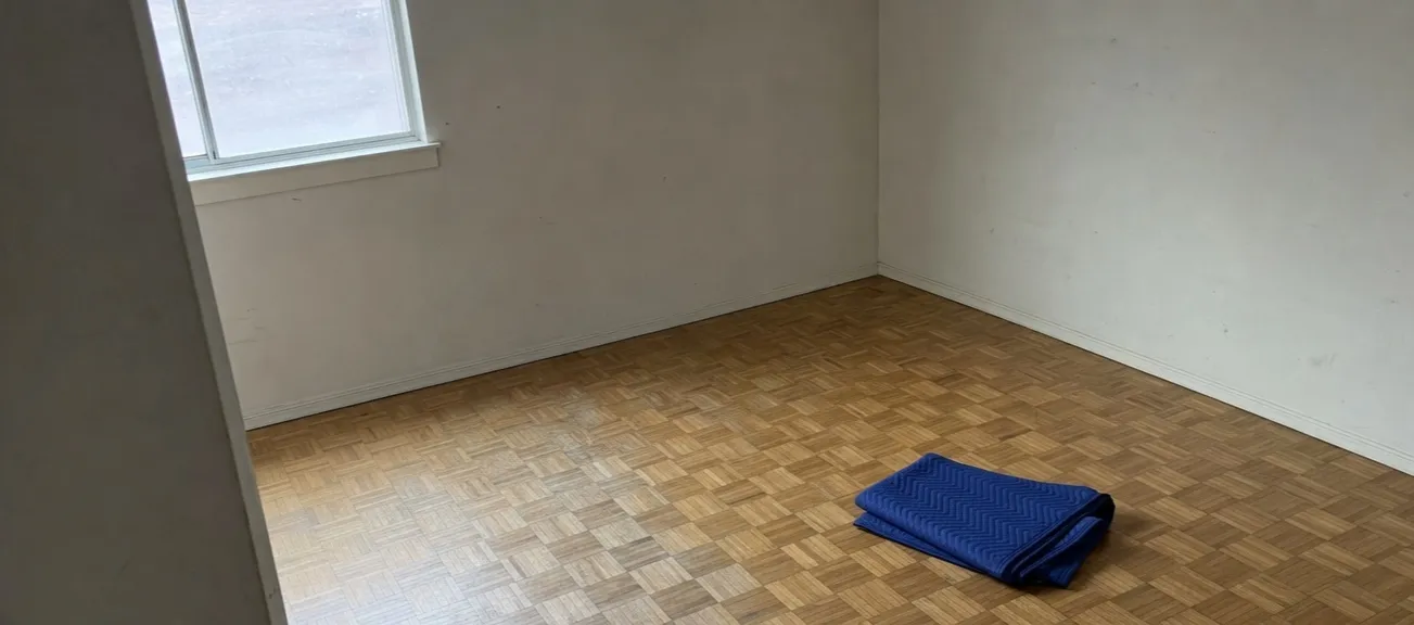 Geräumter Vierkanthof, besenrein zur Übergabe